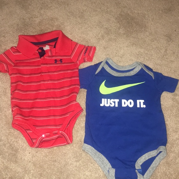 Other - Bundled Short sleeve onesies